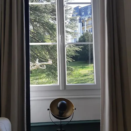 Le Beau Site Renove Apartment